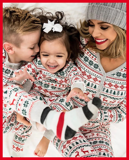 2024 Christmas Family Matching Pajamas New Year Xmas Father Mother Kids Baby Clothes Set Dad Mom And Daughter Son Pyjamas Outfit