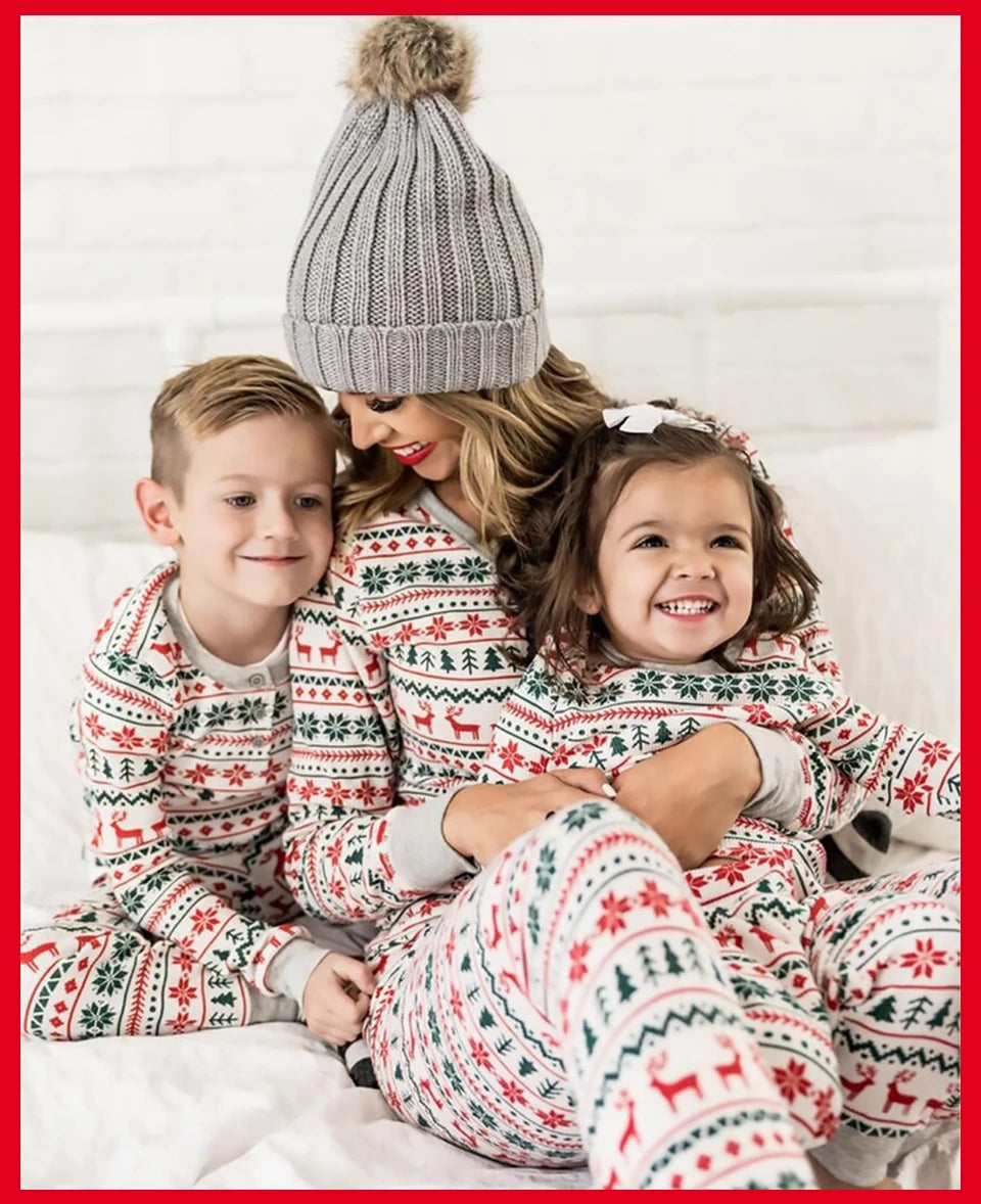 2024 Christmas Family Matching Pajamas New Year Xmas Father Mother Kids Baby Clothes Set Dad Mom And Daughter Son Pyjamas Outfit