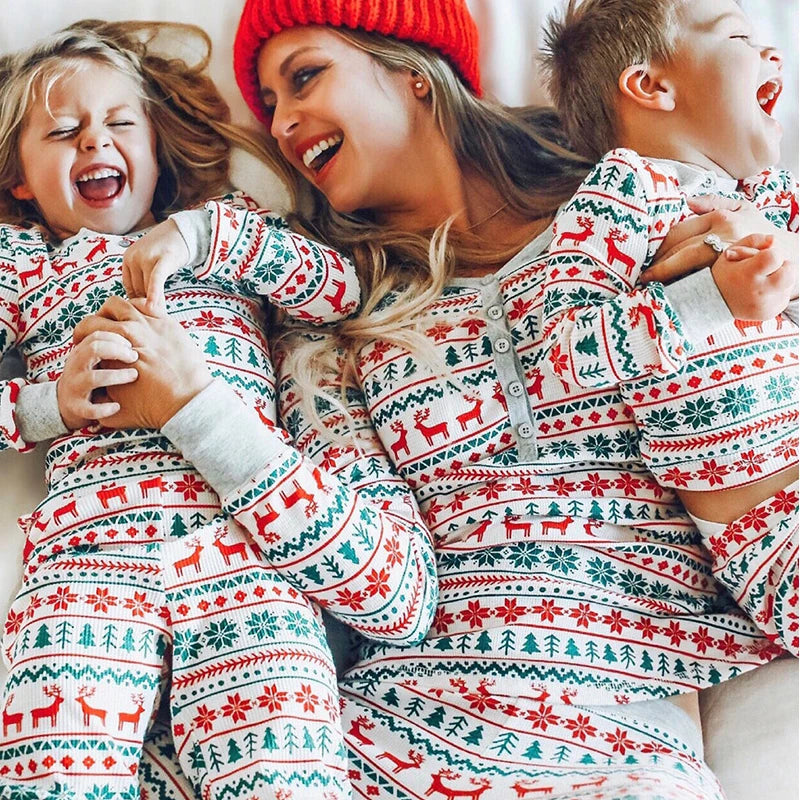 2024 Christmas Family Matching Pajamas New Year Xmas Father Mother Kids Baby Clothes Set Dad Mom And Daughter Son Pyjamas Outfit